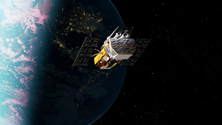 Swift Boost: NASA paga US$ 30 milhões para tentar salvar telescópio que está caindo da órbita