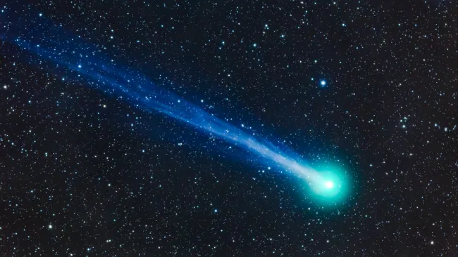 Cometa rasante ao Sol pode ficar visível a olho nu — se sobreviver à estrela