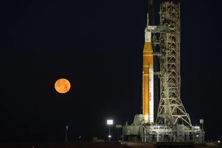 NASA reforça o programa Artemis com nova missão e ajustes para voltar à Lua